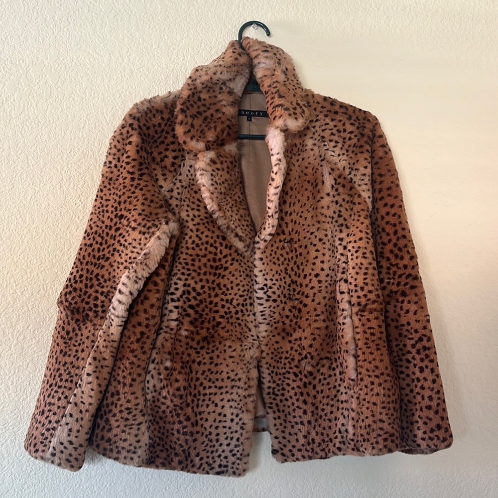 Leapord print puffy jacket